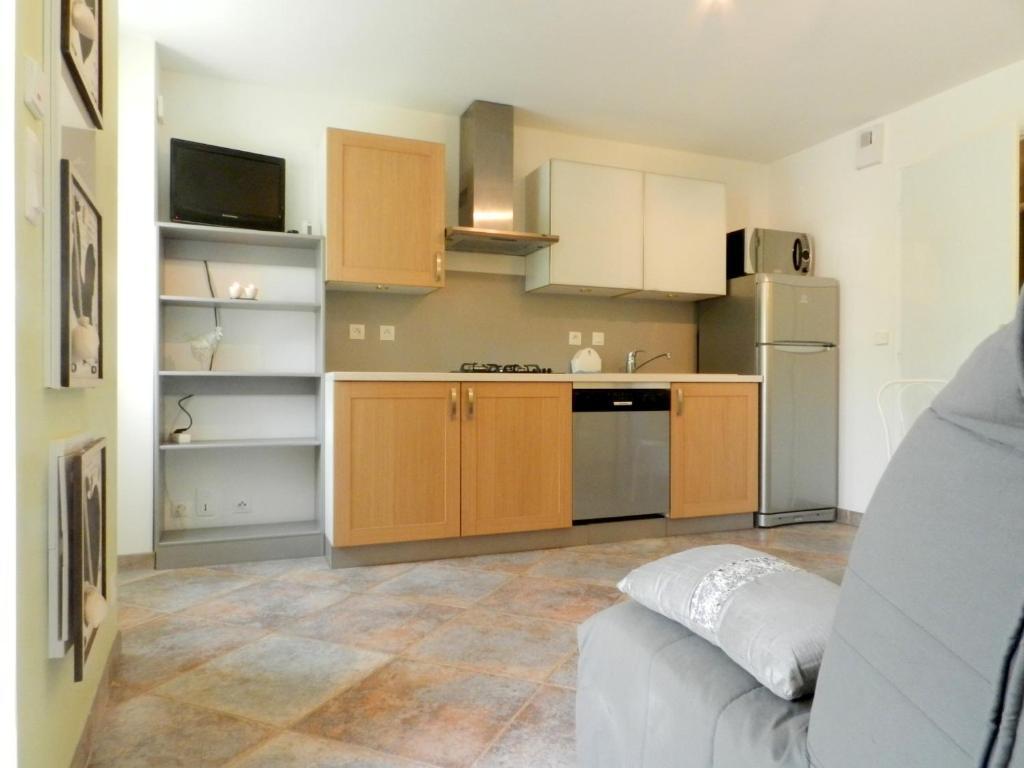 Gite Les Platanes Sainte-Helene-du-Lac Habitación foto